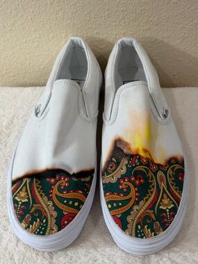 Vans Big Reveal Slip on Paisley Print on Fire
